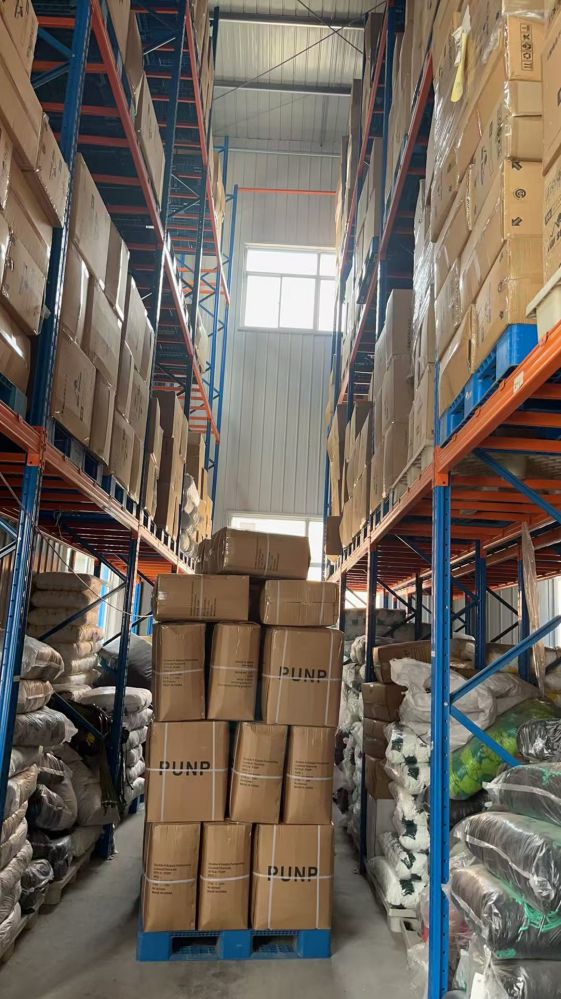 Entrega de discos de corte en camión